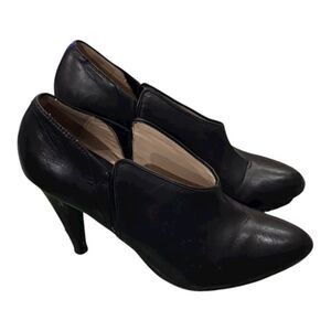 Carolinna Espinosa Cetoulee Black Chain Trim Booties Heels 7.5